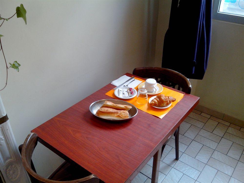 פריז Hotel Bearnais מראה חיצוני תמונה
